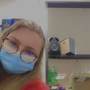 Meet your Posher, Katherine